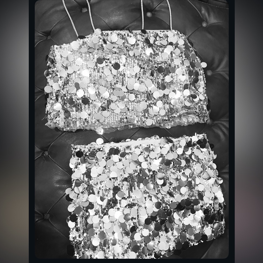 THIRTY/THIRTY Mirror Silver Sequin Women's Skirt Set Size Small